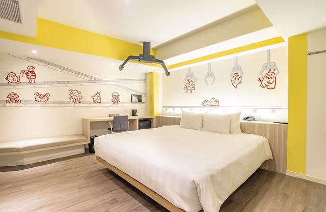 Soho Double Room (no window)