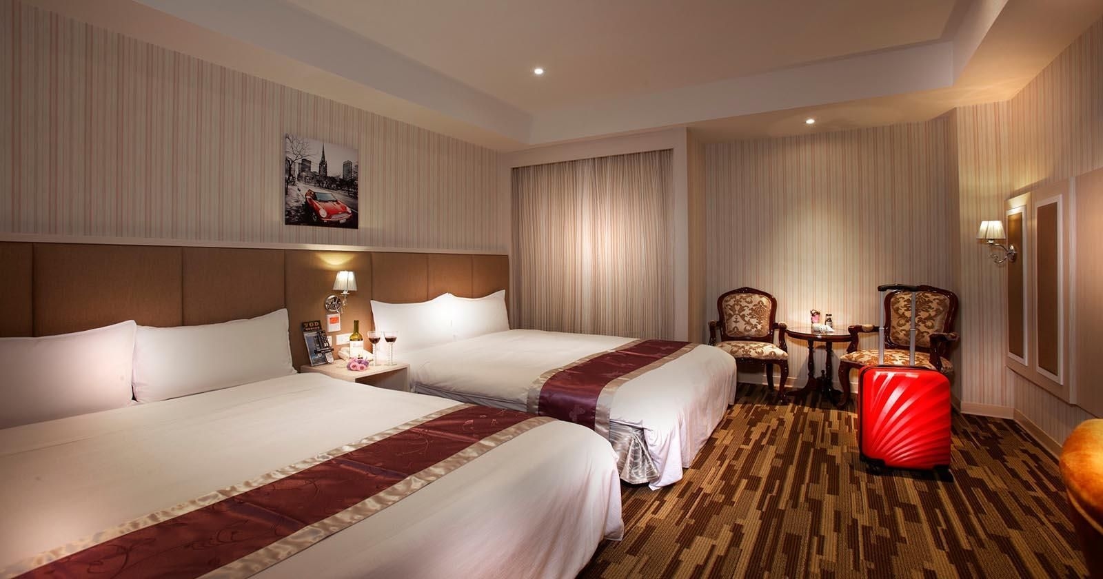 เกรซ โฮเต็ล (Grace Hotel)2