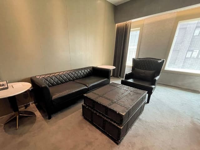 Standard Suite