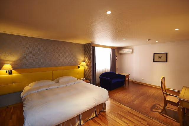 Classic Double Room