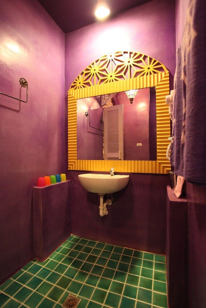 A Fei Surf Inn III0