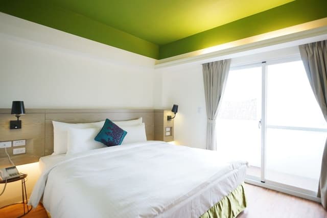 Paper Standard Double Room