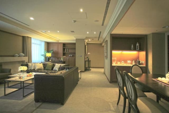 Presidential Suite