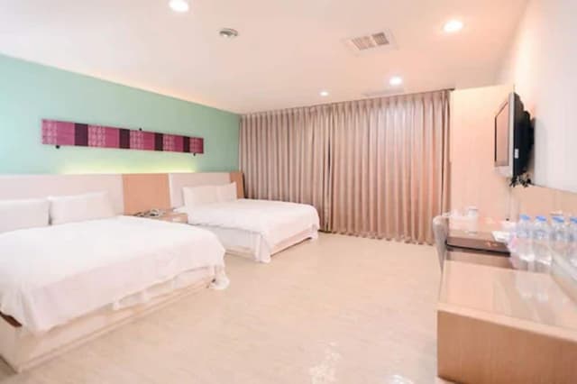 Standard Quadruple Room