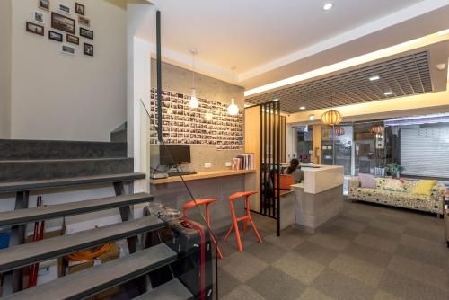 คัลเลอร์มิกซ์ โฮเต็ล แอนด์ โฮสเทล (Colormix Hotel and Hostel)0