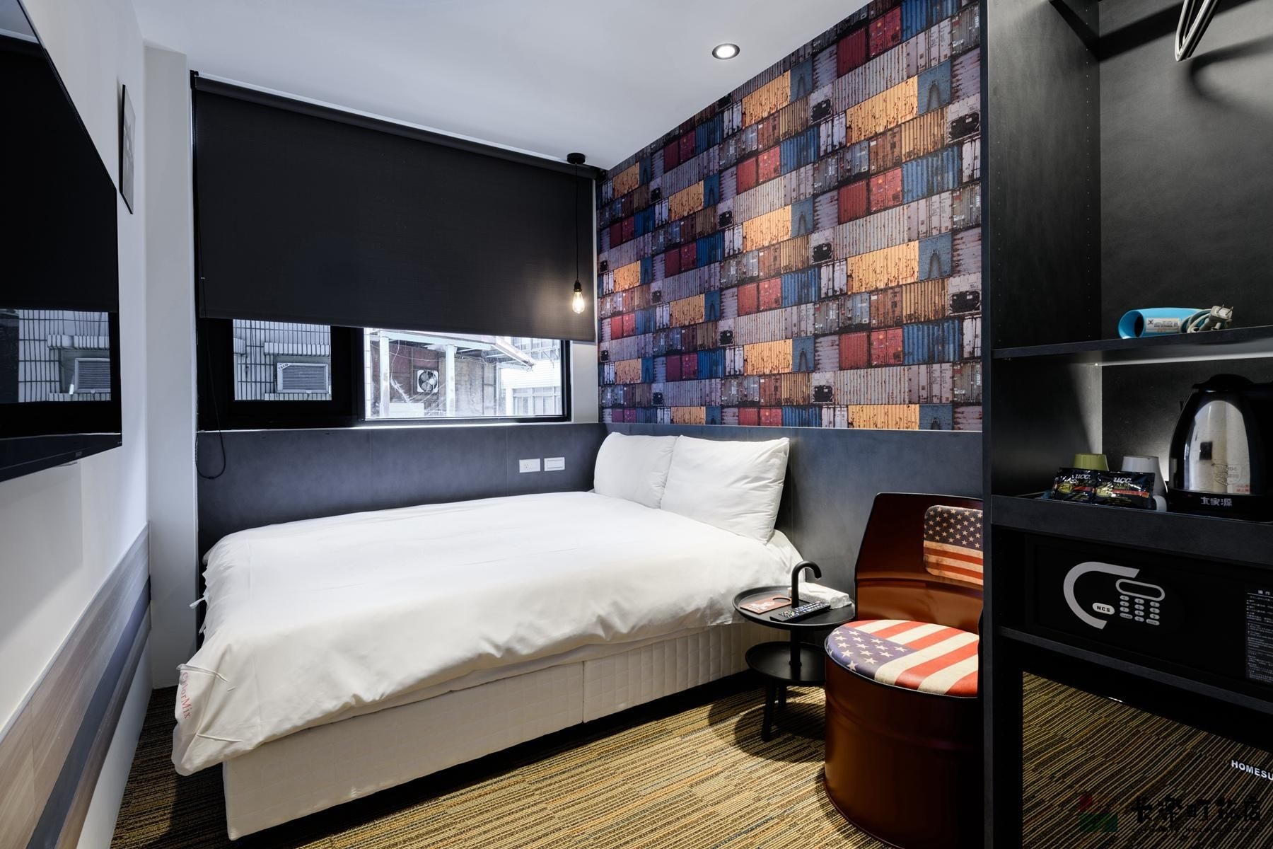 คัลเลอร์มิกซ์ โฮเต็ล แอนด์ โฮสเทล (Colormix Hotel and Hostel)2