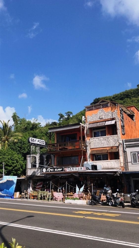 Afei Surf Inn Hall 2 -TIKI HOUSE3