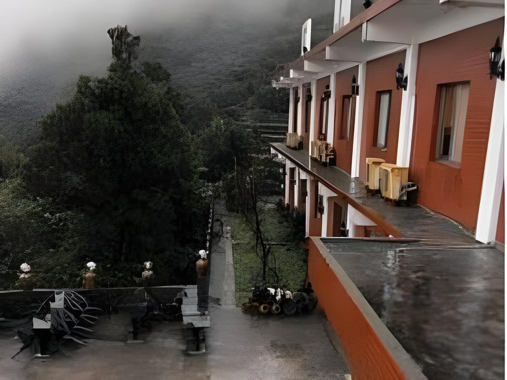 Greenpeak Holiday Villa3