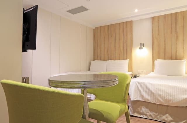 Elite Twin Room