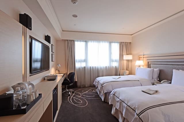 Deluxe Twin Room