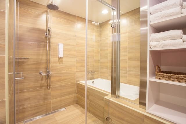 Elite Quadruple Room