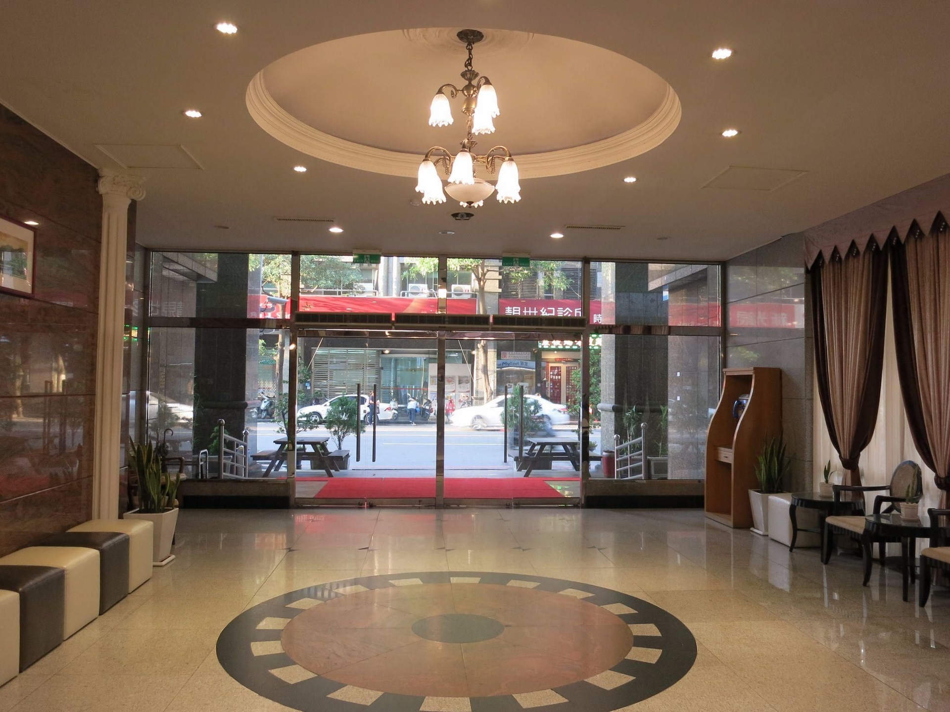 โรงแรมฟอร์โมซา คอริดอร์ (Formosa Corridor Hotel)4