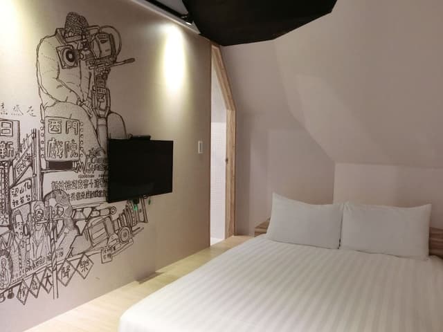 Superior Double Room, City View
