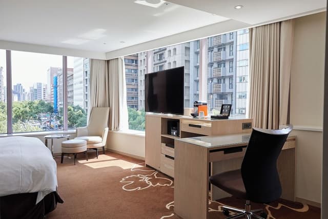 Executive Suite