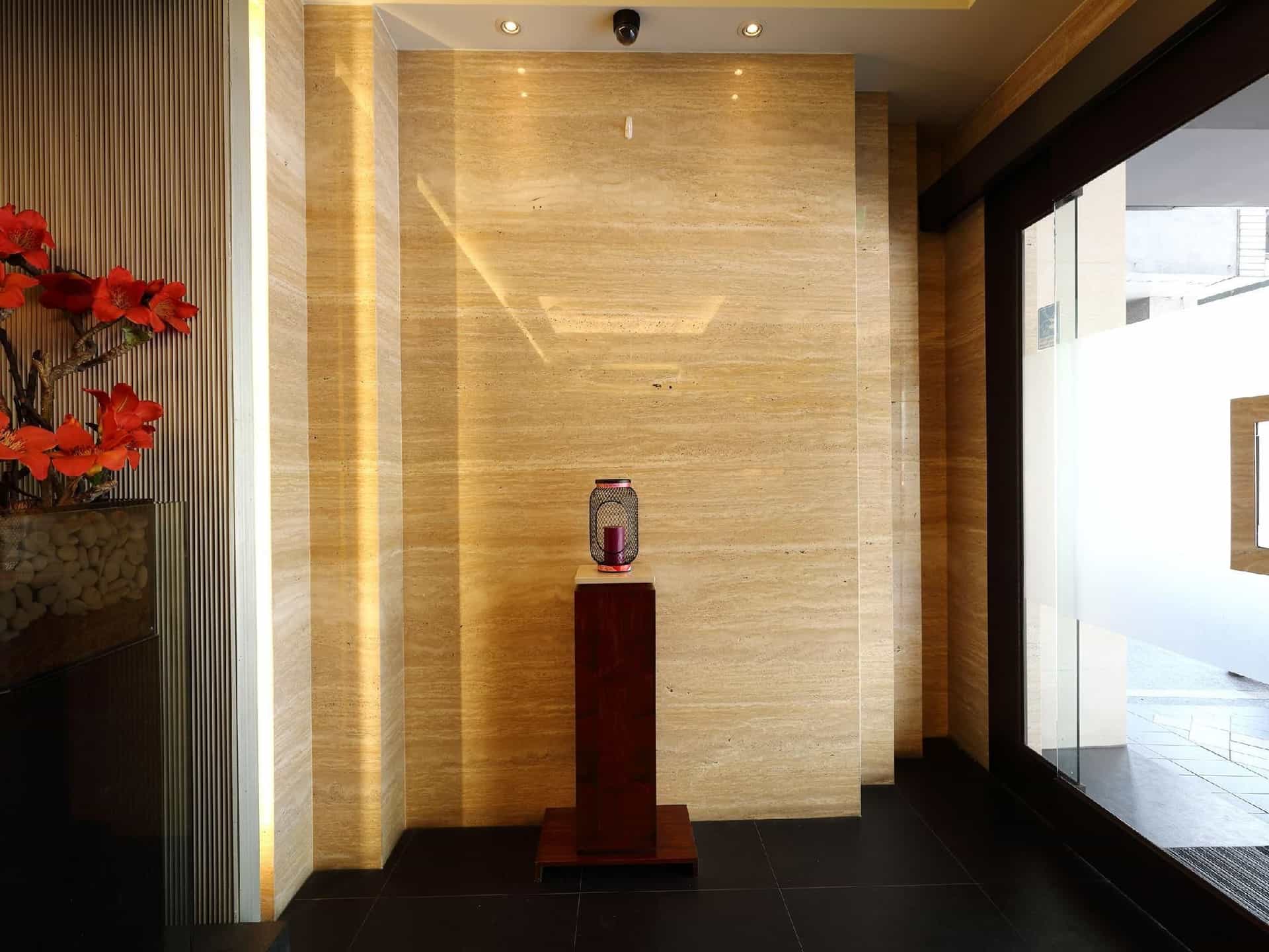 โรงแรมรอยัล การ์เดน โรงแรมรอยัล การ์เดน