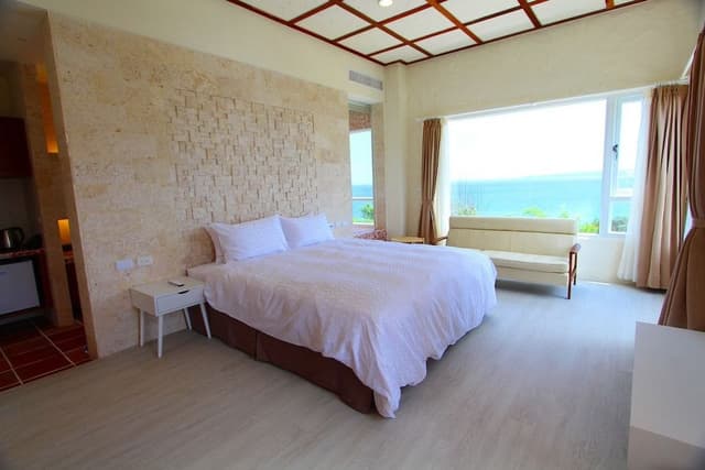 Romantic sea view 2F