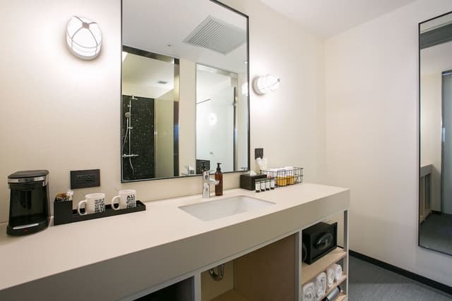 Balcony Twin Room