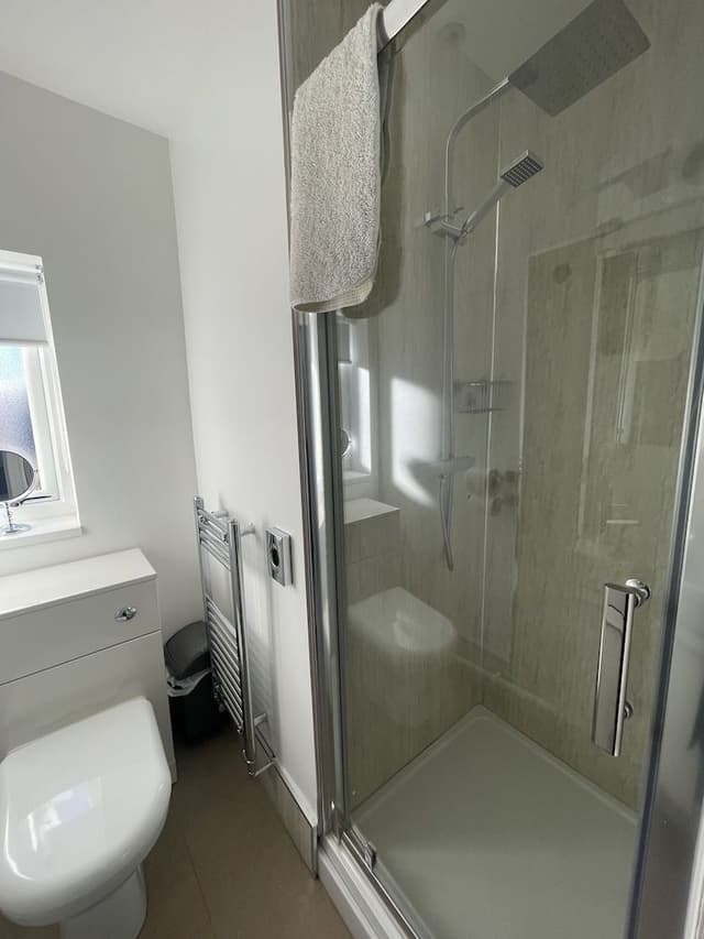 Studio-Ensuite with Shower-The Courtyard studio
