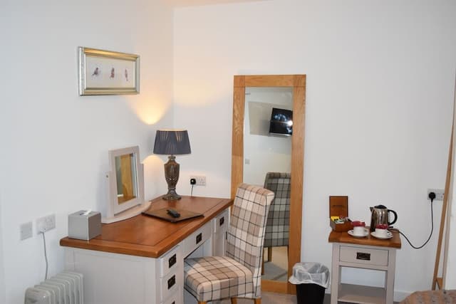 Double or Twin Room, Ensuite (Room 5)