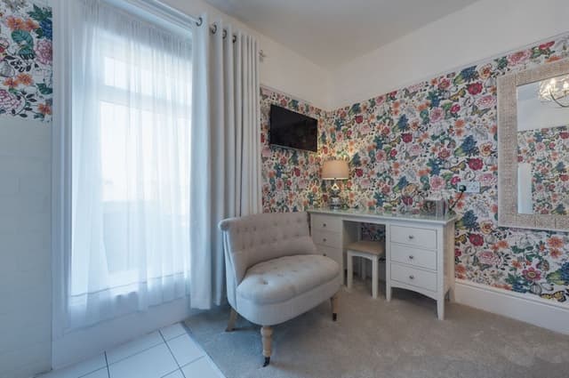 Standard King Room with in-room Bath