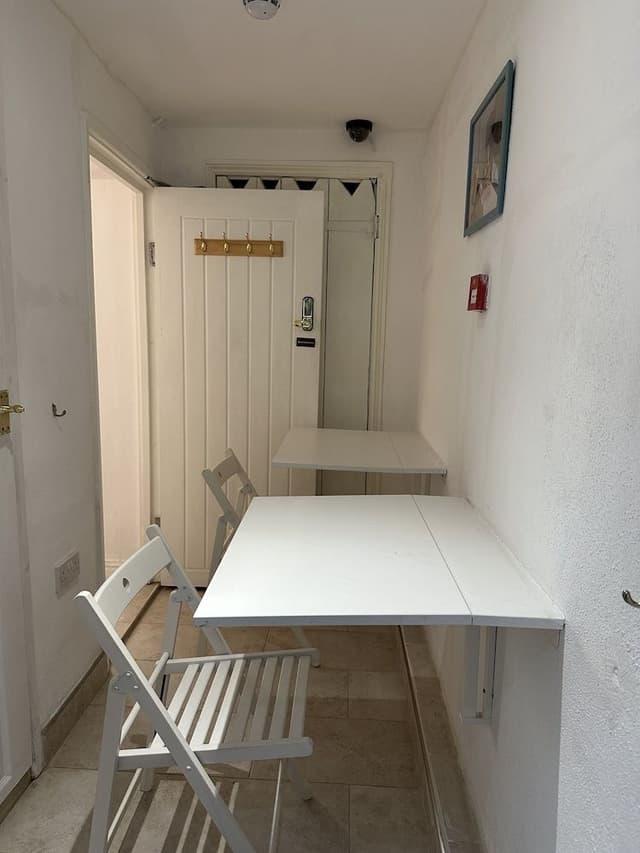 Deluxe Studio