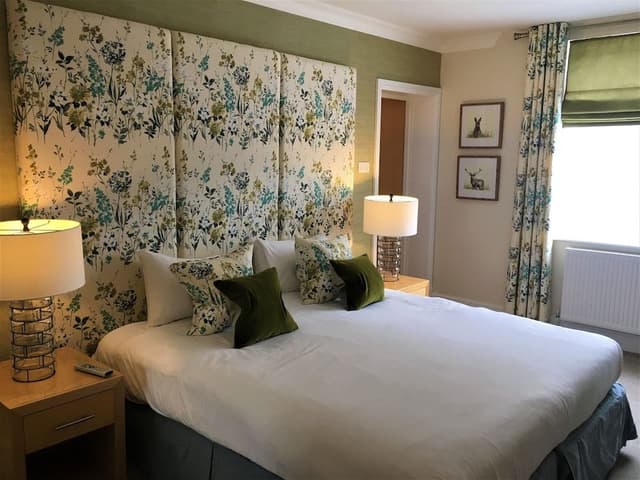 Classic Twin Room
