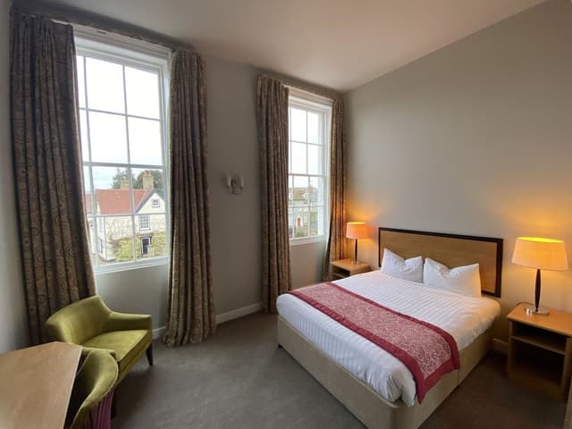 Classic Double Room