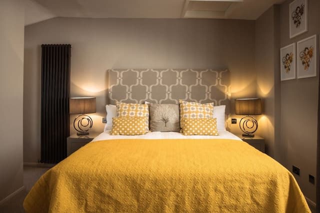 Double Room, Ensuite (Pommery)