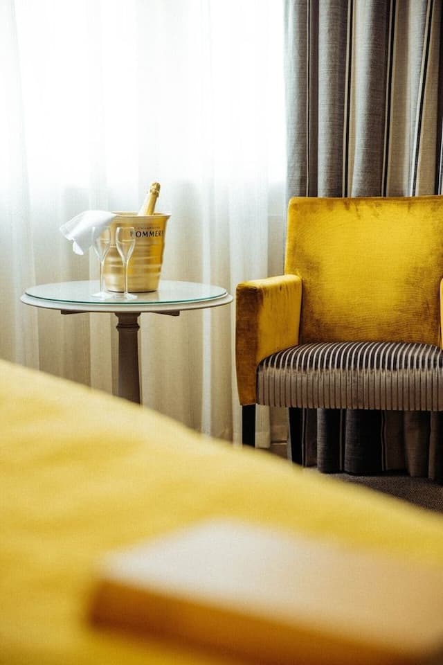 Double Room, Ensuite (Pommery)