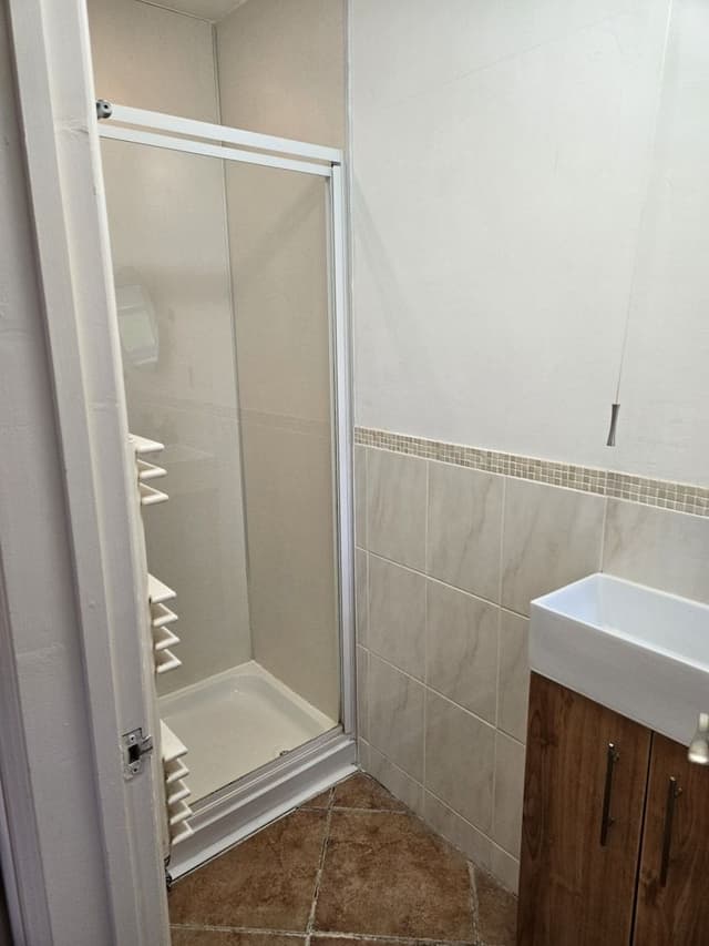 Double or Twin Room, Ensuite (or Triple Room )