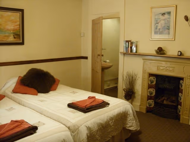 Quadruple Room, Ensuite