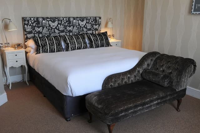 Signature Superior Rooms