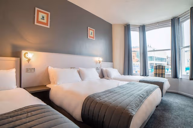 Standard Room, Multiple Beds, Non Smoking