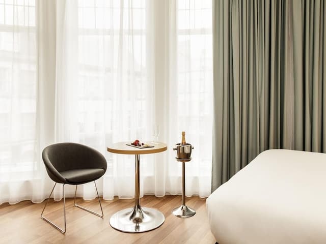 Premium Room
