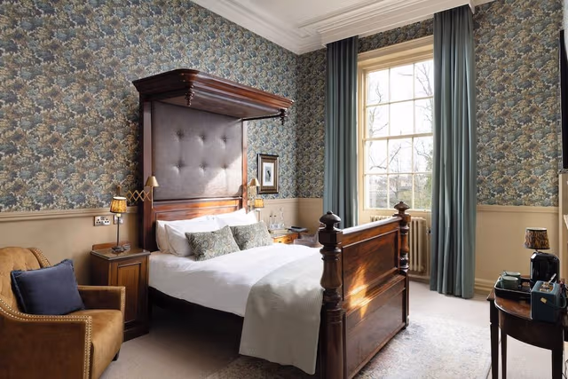 Luxury Collection Four Poster Room