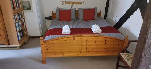 Room, Ensuite (Loft Bedroom)