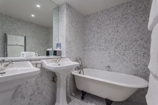 The House Junior Suite