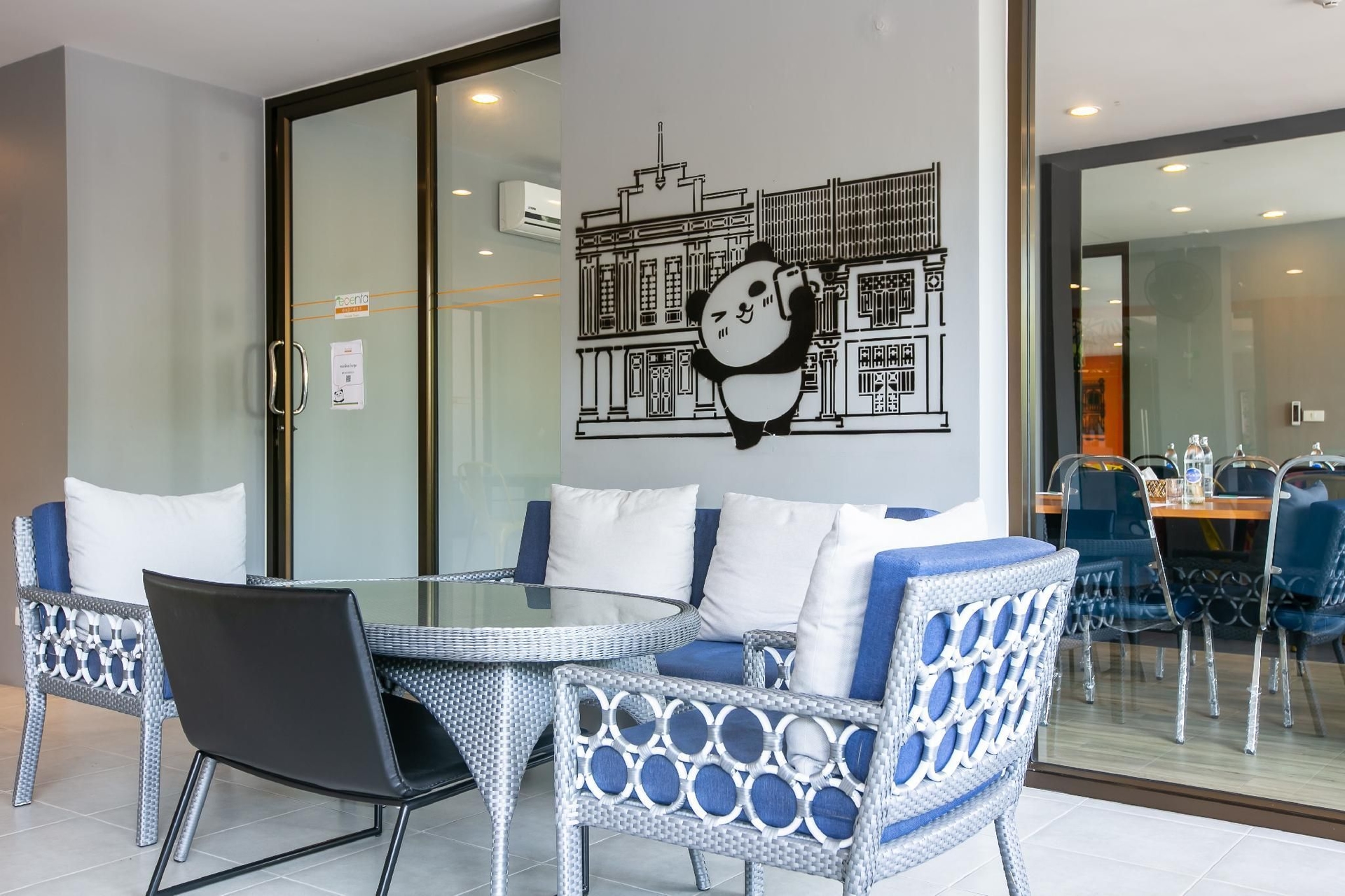 Recenta Style Phuket Town2
