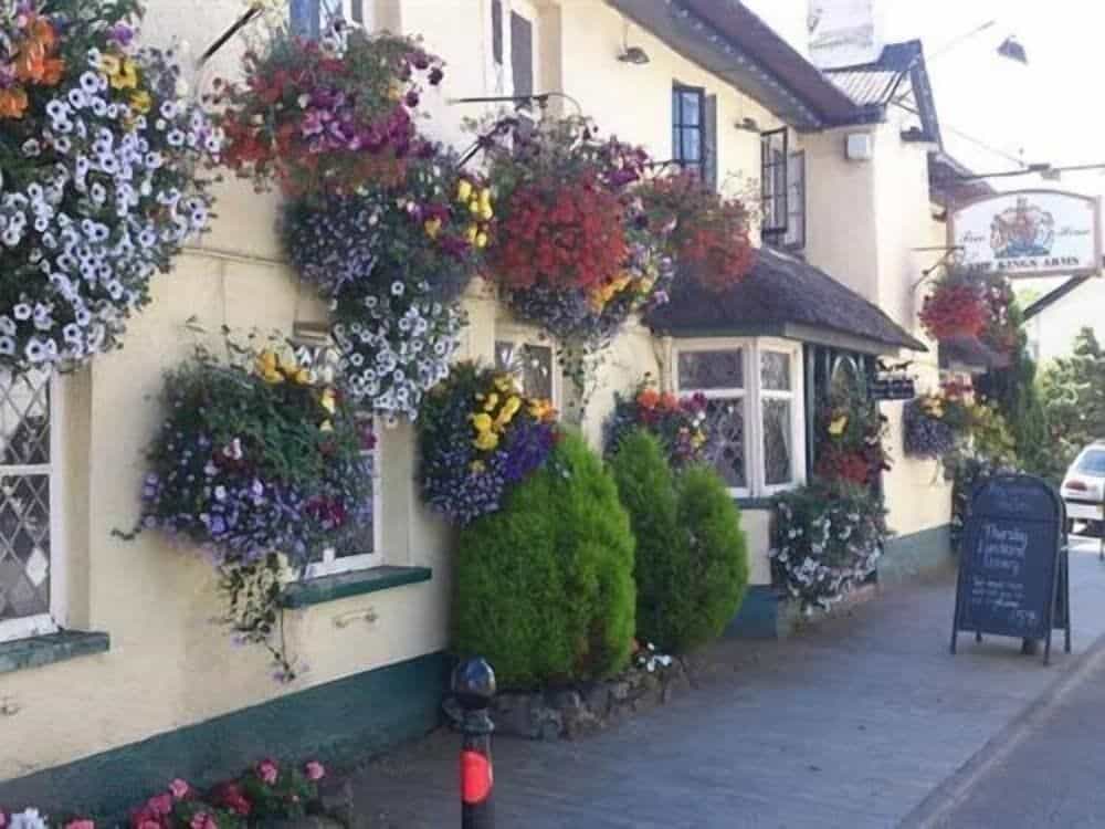 Kings Arms Inn