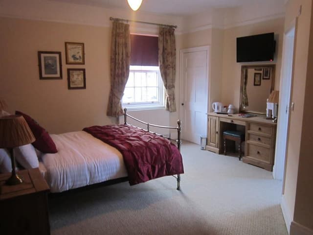Family room-Standard-Ensuite-R 1
