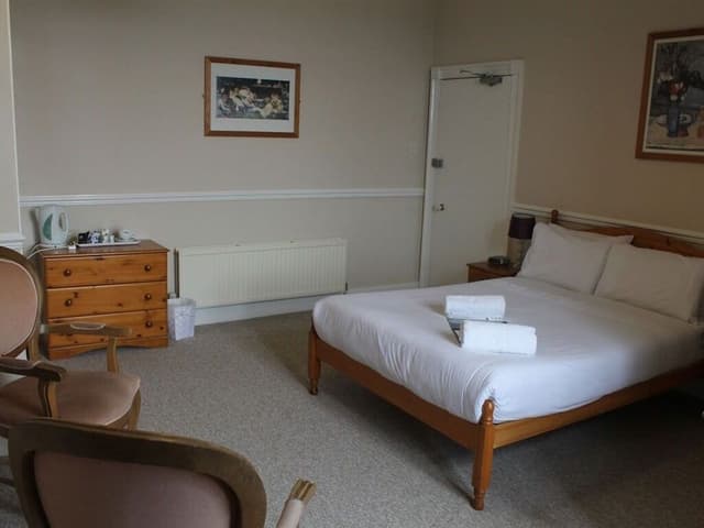 Superior Double Room, Ensuite (Large-Room 20/21)