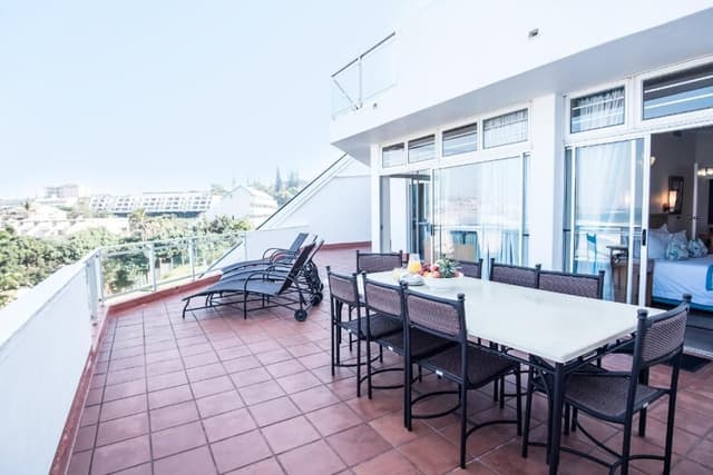 3 Bedroom Sea View Apartment