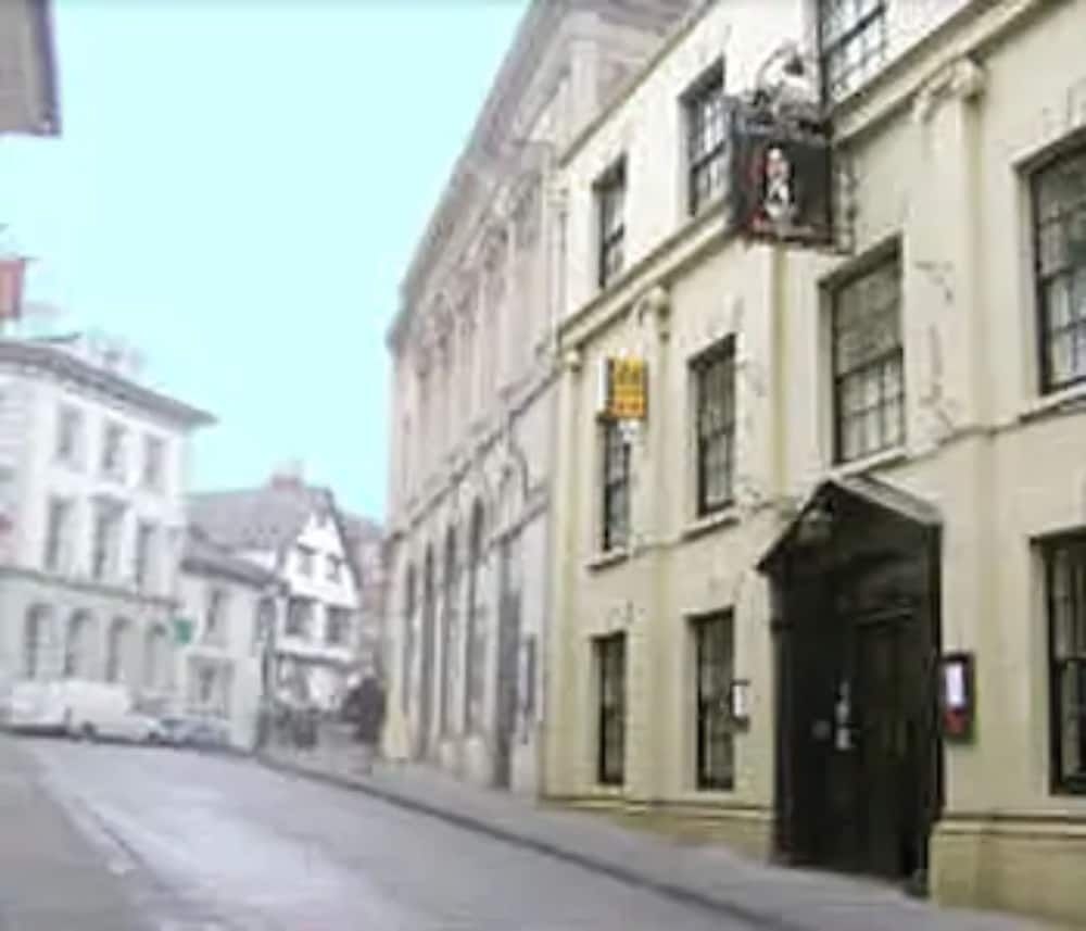 The Kings Head Hotel1