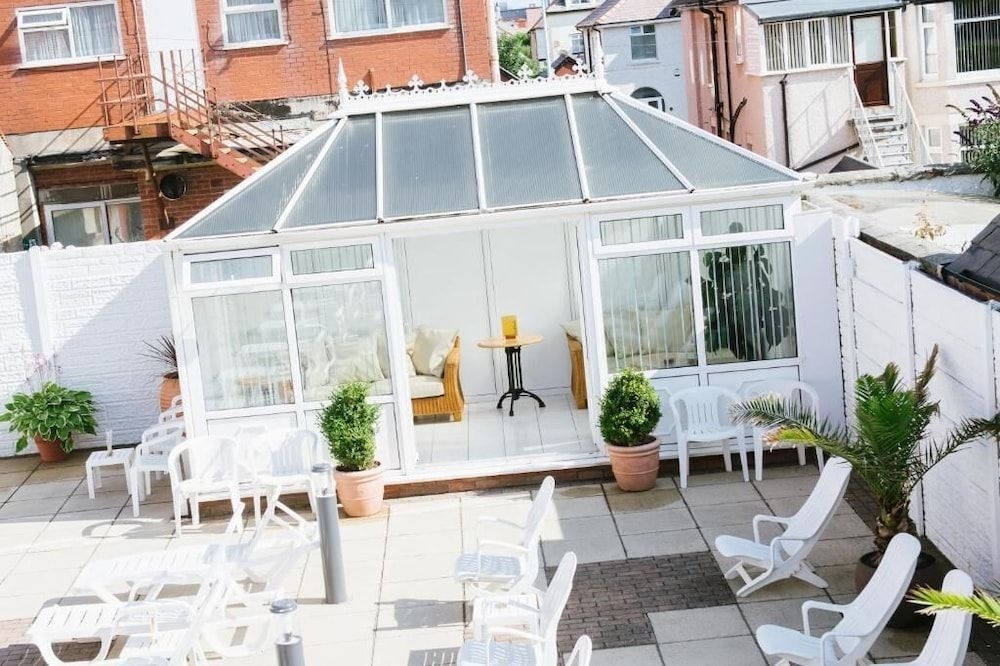 The Doric Hotel3