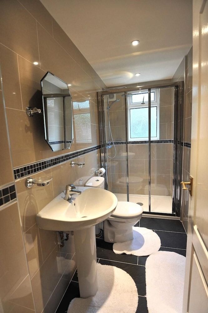 Belle-Vue Apartments3