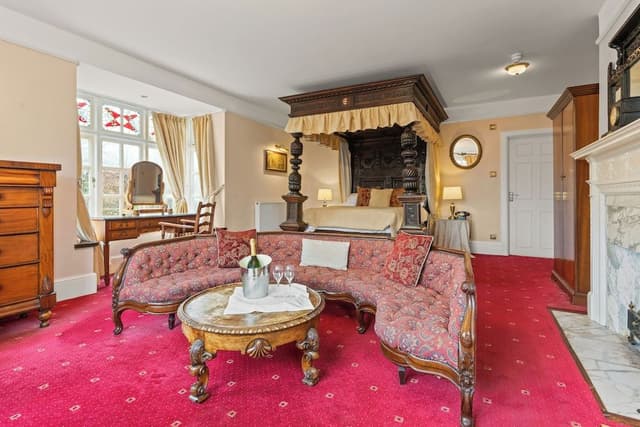 Premier Room