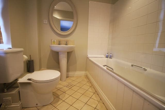 Twin Room, Ensuite