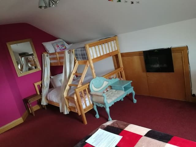 Family Room, Multiple Beds, Non Smoking, Courtyard Area