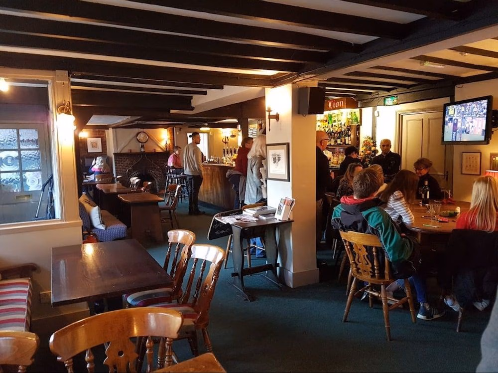 Ye Olde Red Lion3