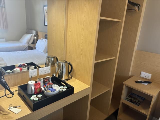 Suite, Ensuite (2 Adults & 1 Child)